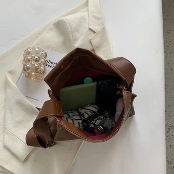 2022 Дамски Нова Стилна Чанта На рамото, Модни Голяма Чанта, възглавница, Женствена Чанта От Мека Кожа, Однотонная Дамска Чанта-месинджър