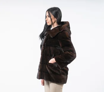 2022 ново палто от естествена кожа на норка директни продажби с фабрика зимни тънка топло дамско яке с качулка от кожа на норка