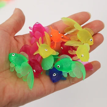 20PCS Цветна Пластмасова Имитация на Златни Рибки Модел Подарък Играчка за Деца на Рожден Ден на Сувенири, Детска Градина Награди Pinata Пълнители