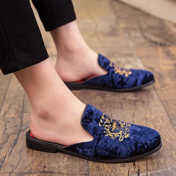 Coslony/мъжки обувки; мъжки джапанки в кралския стил; кадифе лоферы с бродерия под формата на пчелите; брандираната ежедневни обувки в синьо