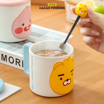 Kawaii KAKAO FRIENDS Аниме Хоби Ryan Apeach Корея Керамична Чаша с Капак и Безплатна Лъжица Цветна Кутия