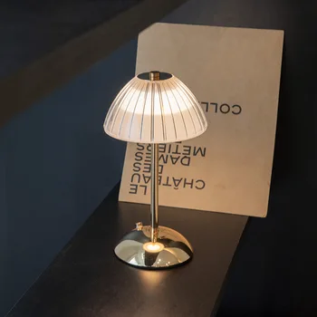 Led кристални настолна лампа нощно шкафче за спалня ресторант, бар, кафене, хотел сензорен акумулаторна батерия с светлина