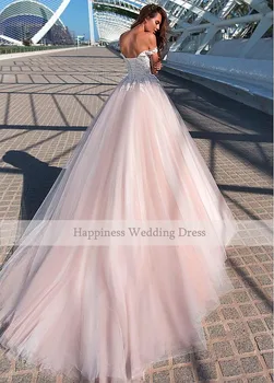 Бяло и Розово Сватбена рокля от Тюл с открити Рамене и Аппликацией във формата на Сърце, Сватбени Рокли с дантела Отзад, Сватбени Рокли 2020