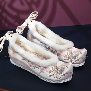 Жените В Традиционен Китайски Стил Ретро Hanfu Обувки Кран Бродерия Танцови Ретро Къси Ботуши Фея Cosplay Зимна Кожа Обувки