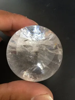 Натурален бяла кристална топка с диаметър 45 мм енергийна топка като коледен подарък