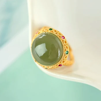 Нов дизайн с инкрустирани естествени Hotan зелен нефрит яйце лицето кухи цвят циркониевое пръстен откриването на етническия стил на леки луксозни бижута
