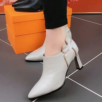 Обикновена фини обувки с дълбоко деколте; сезон пролет - есен; Новост 2022 г.; модерни, универсални кожени обувки джоб с остри пръсти отстрани