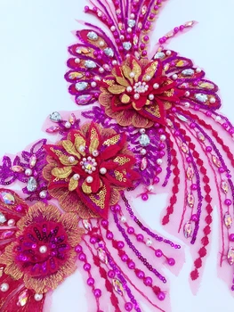 голямо розово-червена Обемна лейси апликация във формата на цвете с ръчна бродерия на мъниста, тапицерия кристали, пришитыми ивици 50*25 см