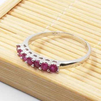 натурален истински рубинено червен скъпоценен камък модерен сребърен пръстен от Масивно Сребро 925 Проба ruby годежен пръстен е най-добрият подарък за момичета